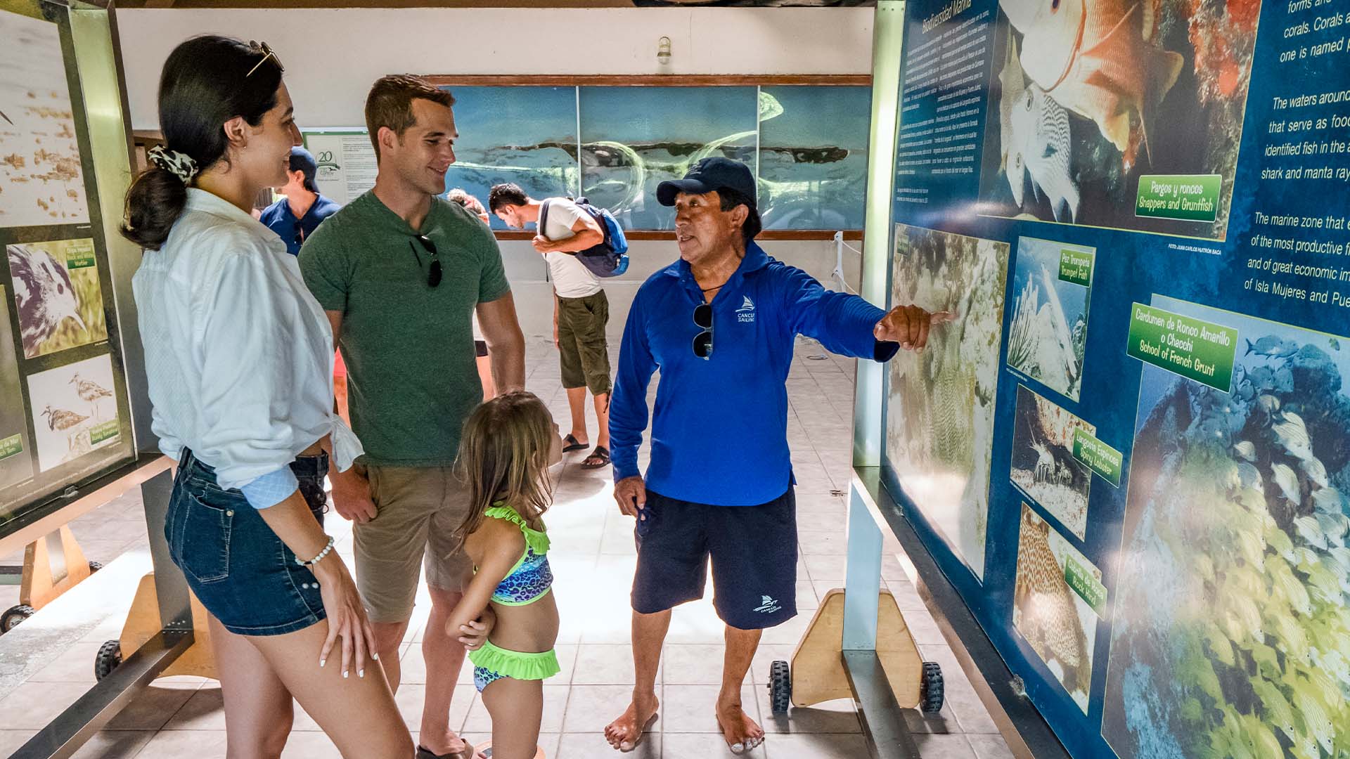 Tour a Isla Contoy e Isla Mujeres — 5